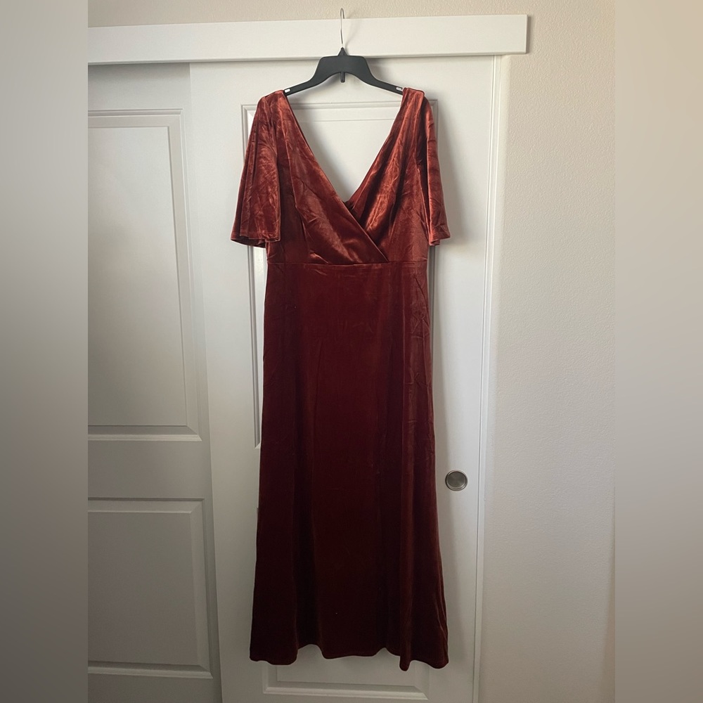 EverPretty Velvet Dress